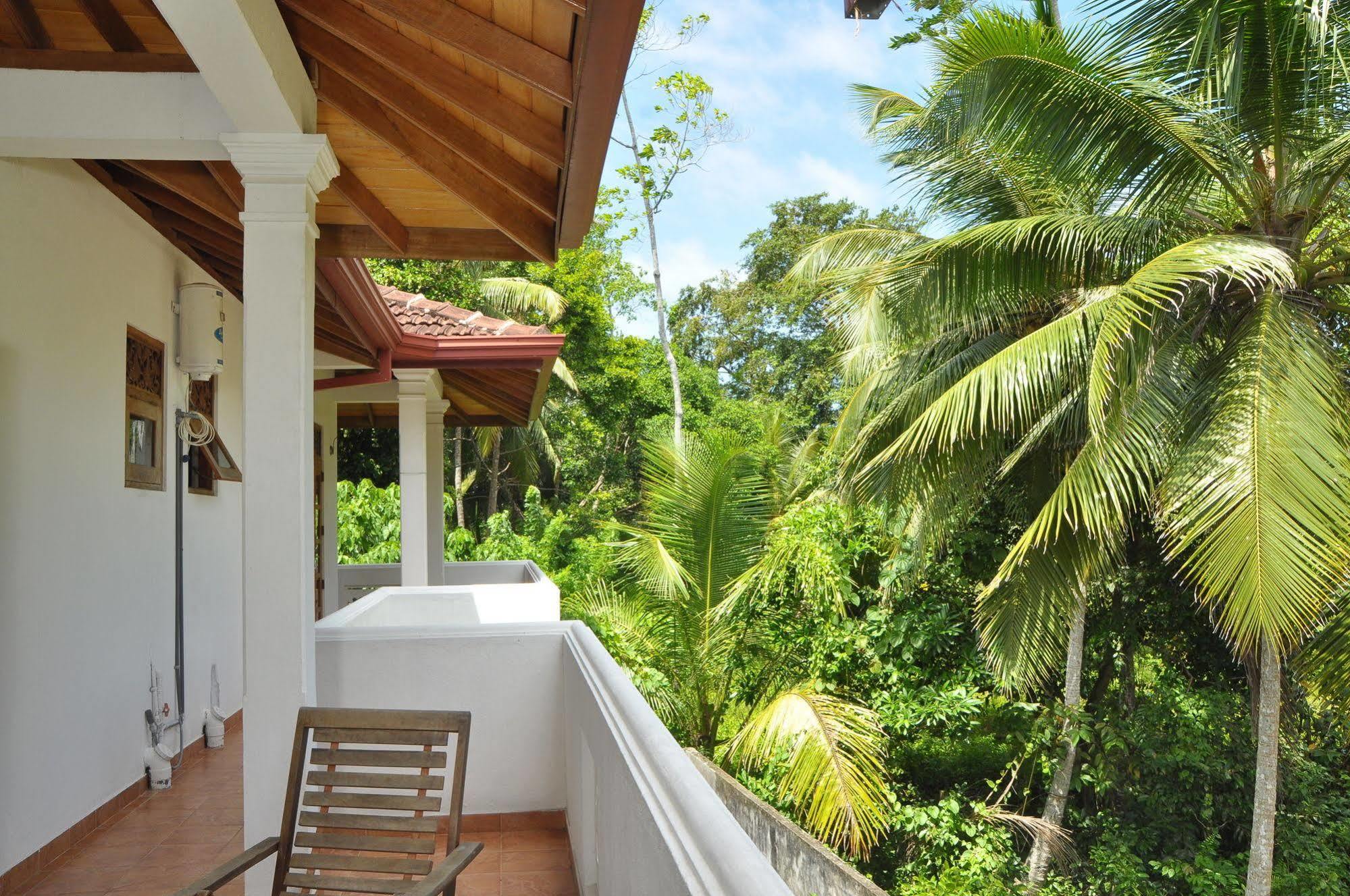 Sakura Villa Bentota Exterior photo